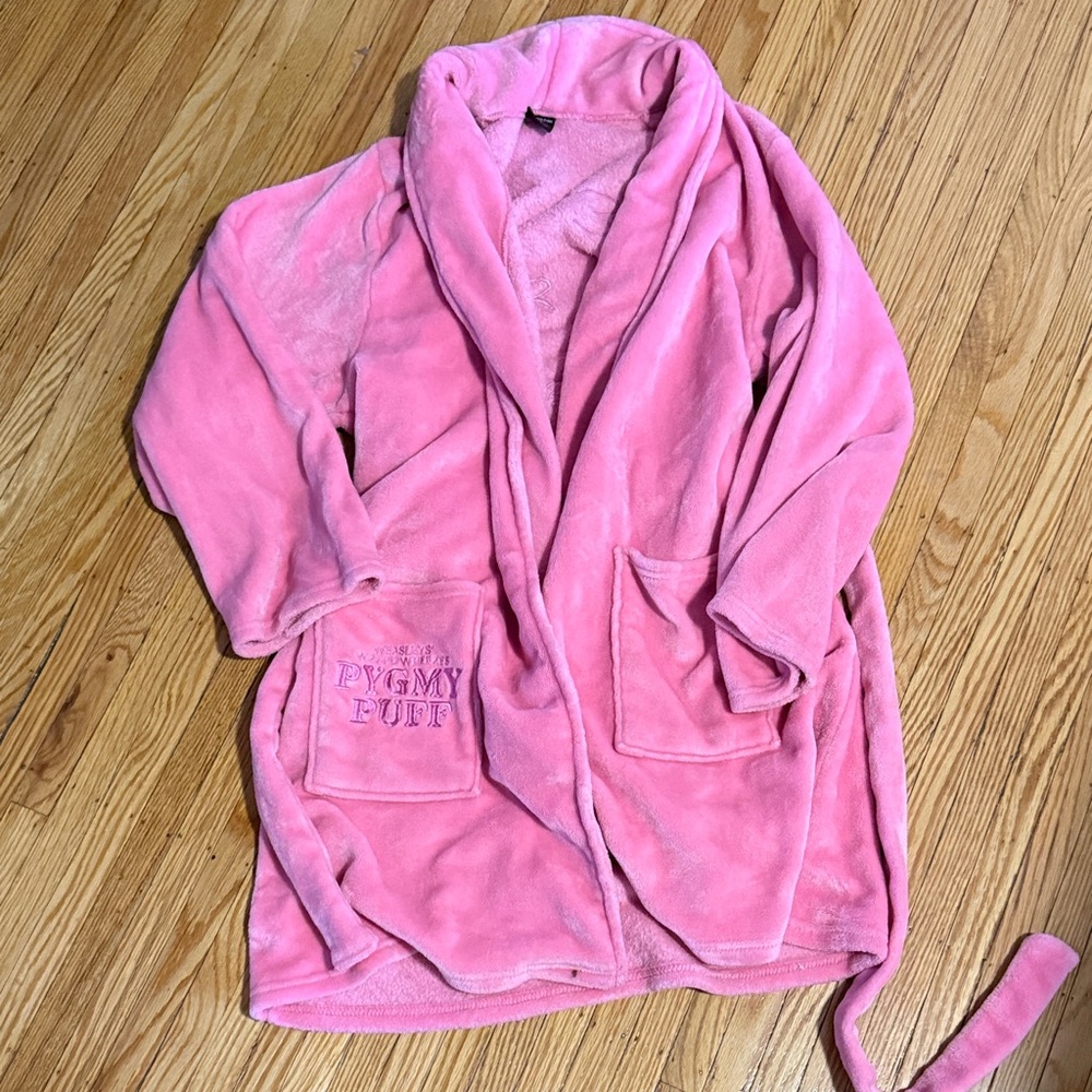 Pygmy Puff Harry Potter Cakeworthy Robe - Picture 2 of 4